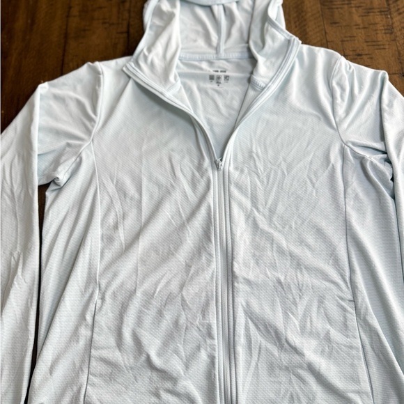 Uniqlo Light blue  atlhetic Zip-Up Jacket - Picture 6 of 8